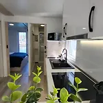 Floating Sea House Marina Pearl