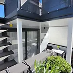 Floating Sea House Marina Pearl Holiday home